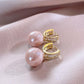 Boucle d'oreille perle classique française, élégante et simple